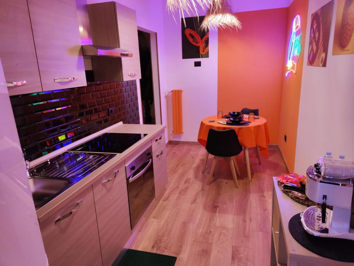 Suite Maison Tropical - Luxury Apartment In Bari Zewnętrze zdjęcie